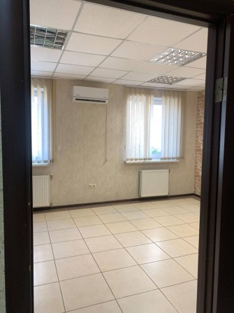 Оренда 5 офісних кабінетів  у районі Хмельницього шоссе - фото 1