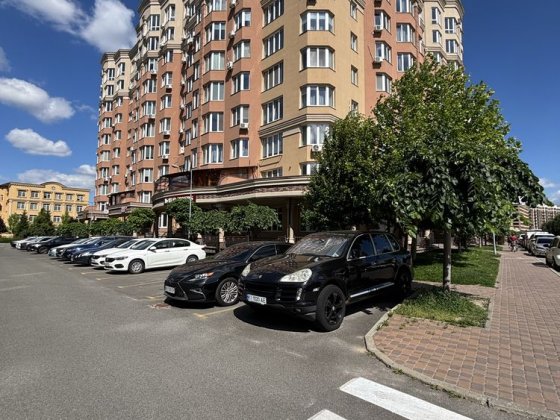 Без комісії. Оренда просторого приміщення, 117 м2, два входи, ЖК Софія поруч школа-гімназія Софіївська Борщагівка