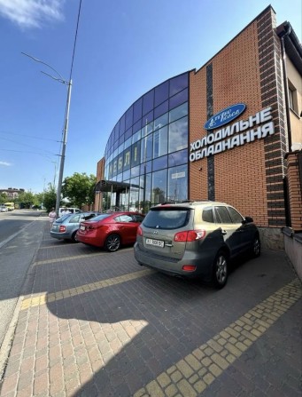Оренда фасадного приміщення 500м2 біля ТЦ Квітень - фото 1