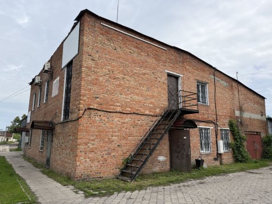 Комерційна нерухомість з електропотужністю 300кВт Охтирка