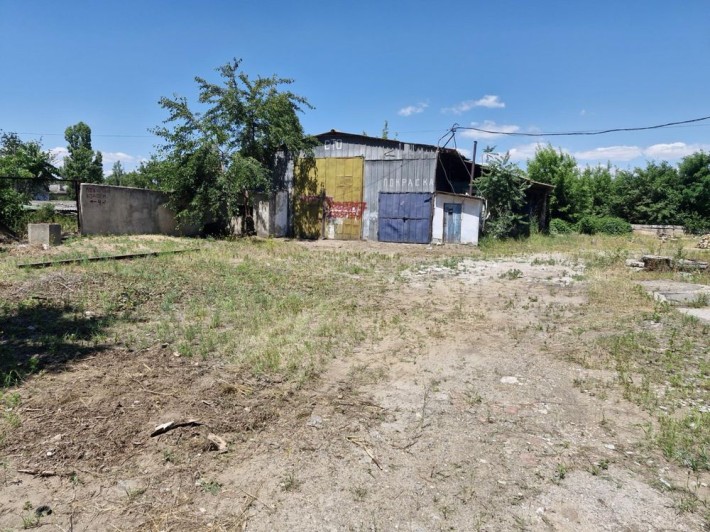 Срочно!!! Продам коммерческую недвижимость, ул. Лазо, 42А - фото 1