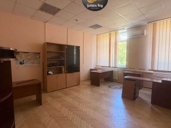 офісне приміщення Київ, Печерський, 12000 грн./міс.