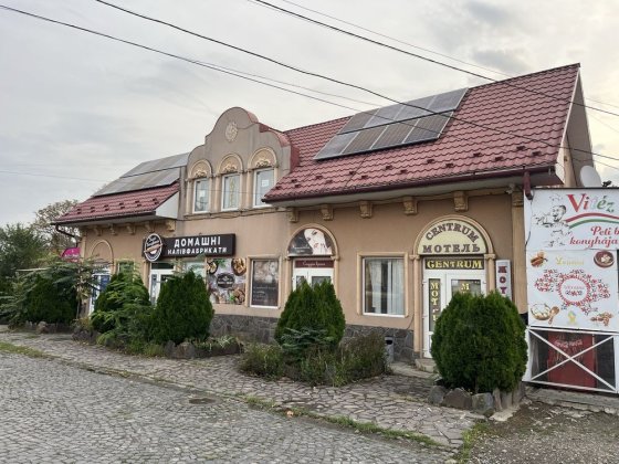 Торгівельно-готельний комплекс Берегово Центр вул. Стефаніка 1-Б Берегове