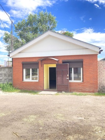 Продаж магазину. 67 кв.м. Біля центрального ринку. - фото 1