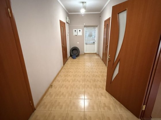 Продам 2-ух этажное коммерческое здание в центре города Белгород-Днестровский