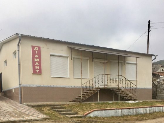 Магазин/будинок 150 кв Бережаны