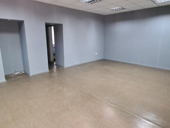 Продам в Центре Т.Шевченка под офис или магазин 3ёх.к.к.66м² р-н Ощадб Каменское