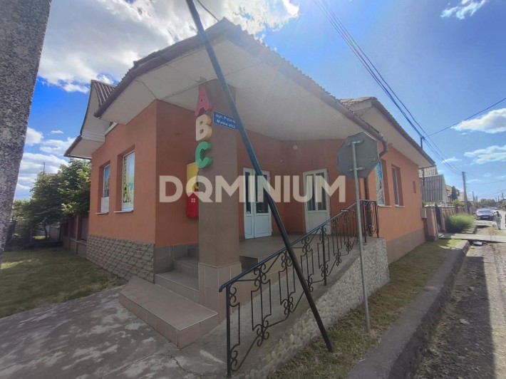 Продаж комерції у місті Виноградів - фото 1