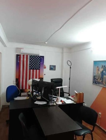 Продам комерційне приміщення! 2 район, Лівий берег! - фото 1