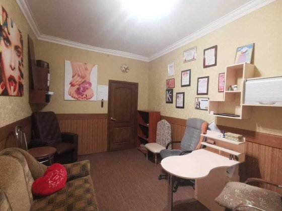 Продаж приміщення 52кв.м під салон/офіс в центрі міста. Кам'янське