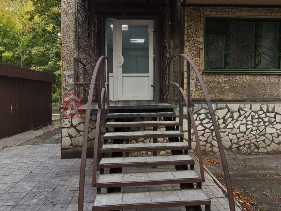 Продам комерційне приміщення у центрі міста Кам'янське Каменское