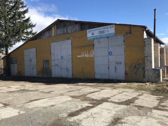 Продам промислове примiщення 450 м кв в Глуховi вул.Iндустрiальна 11 Глухов