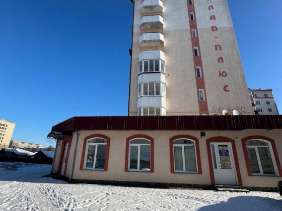 Продається комерційне приміщення Долина