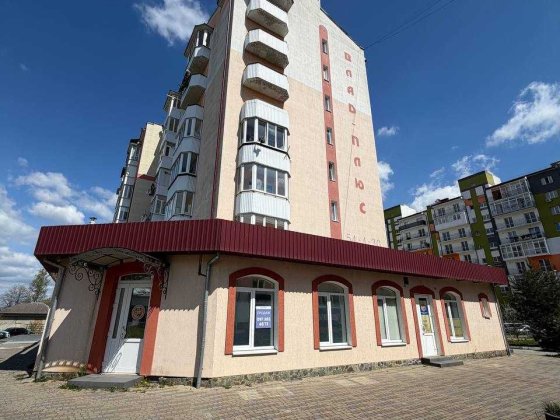 Продається комерційне приміщення з ремонтом в місті Долина Долина
