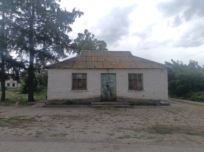 Продаж будівлі під магазин у с. Козацьке - фото 1