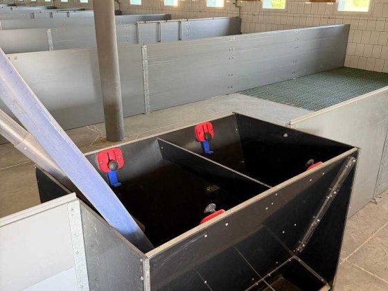 Продаж ферми по сучасних технологіях нова  40км від Вінниці  Скважина.  160 кіловат все по допуску Калиновка