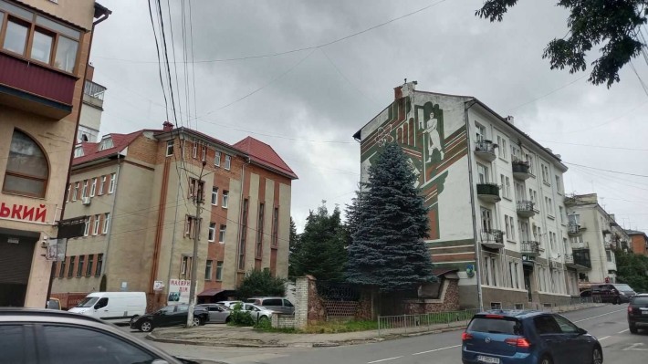 Продаж/оренда торгового приміщення в центрі міста Калуш, 145м2 - фото 1