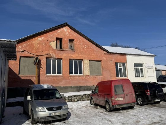 Продам комерційне приміщення Каменец-Подольский