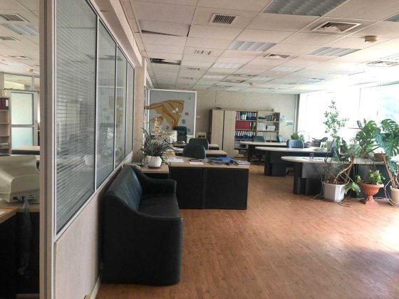 Комплекс офисно-административных зданий в центре Черноморска. 1S75 Черноморск