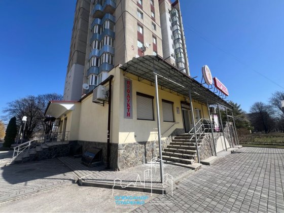 Продам комерційне приміщення, район Цементного селища! Каменец-Подольский