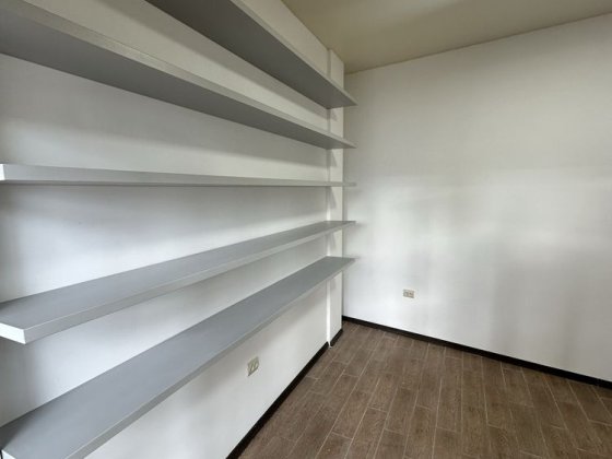 Продаж приміщення 10 кв , м.Коломия Коломыя