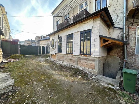 Комерційне приміщення під ремонт. Коломыя
