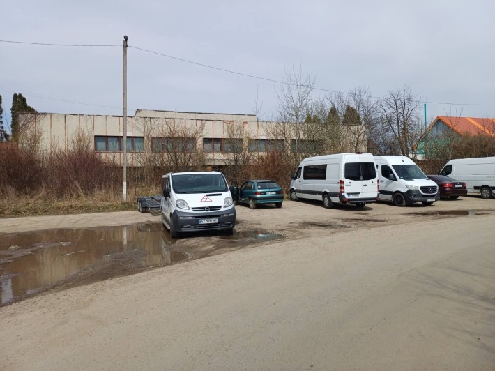Продаж або оренда комерційного приміщення їдальні площею 3200м.кв - фото 1