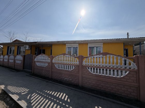 Продається  продуктовий магазин на власній земельній ділянці від власників, без додаткових комісій. Коростышев