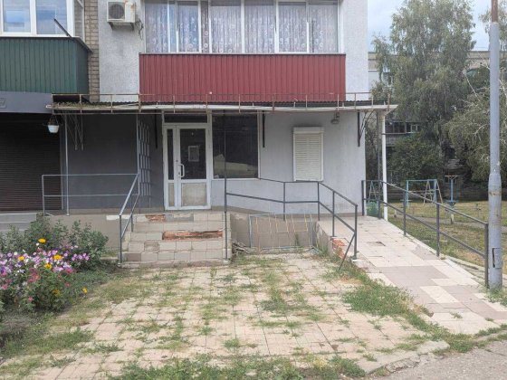 Фасад, 1 пов, окремий вхід, 80,2 м2, Берестин, Мікрорайон 3, буд 31, прим 1. Берестин