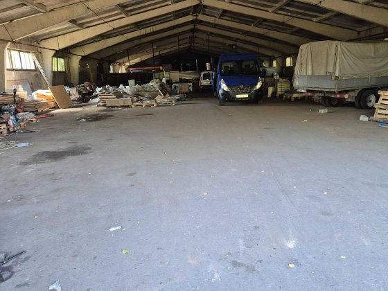 Продам виробниче приміщення гараж територія з козловим краном Лубни