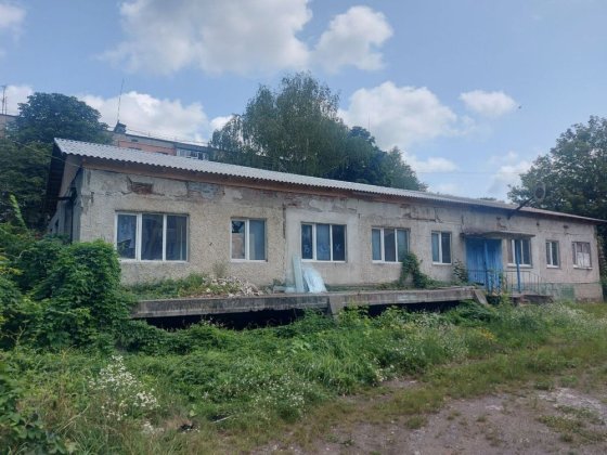 Продаж комерційного приміщення та гаражів (Центр, м. Ніжин) Ніжин