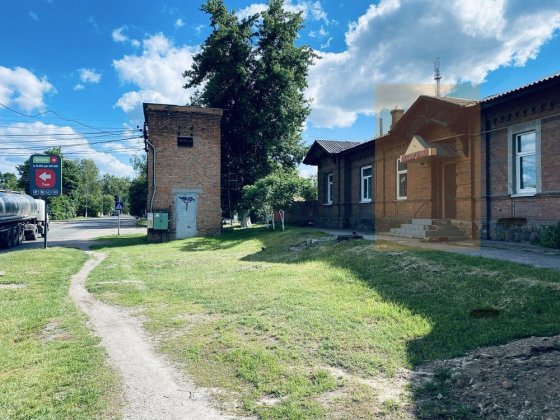 Продам магазин( комерційне приміщення ) Ромни