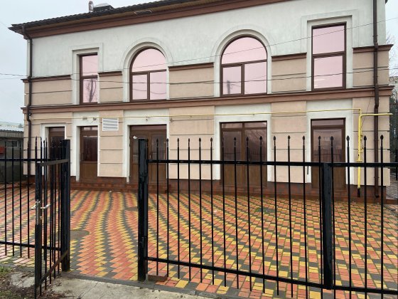 Продам будівлю комерційного призначення. Смела