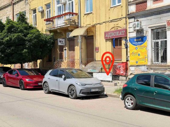 Нежитлове приміщення 47,1 м² у центрі Стрия. вул. Незалежності Стрий