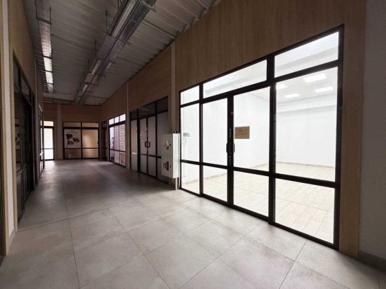 Продаж торгово-офісного приміщення 26.8 м², вул. Успенська, Стрий Стрий