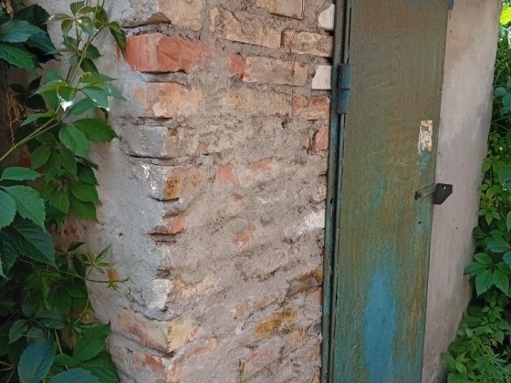 Продам погріб з надбудовою в першому гаражному кооперативі Новая Украинка