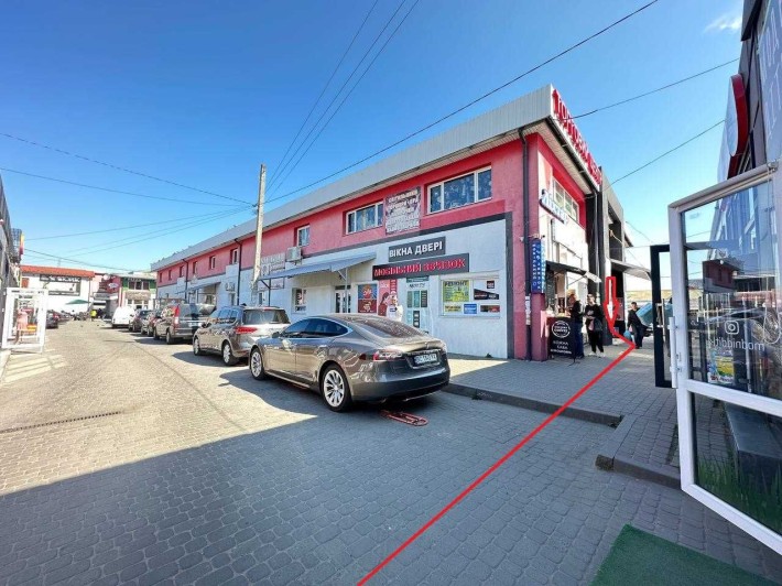 Продаж спарених комерційних приміщень на ринку м.Стрий - фото 1