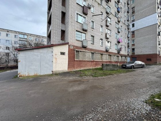 Приміщення для бізнесу 200м². р-н Осташівки. Офіси, гаражі, склади Умань