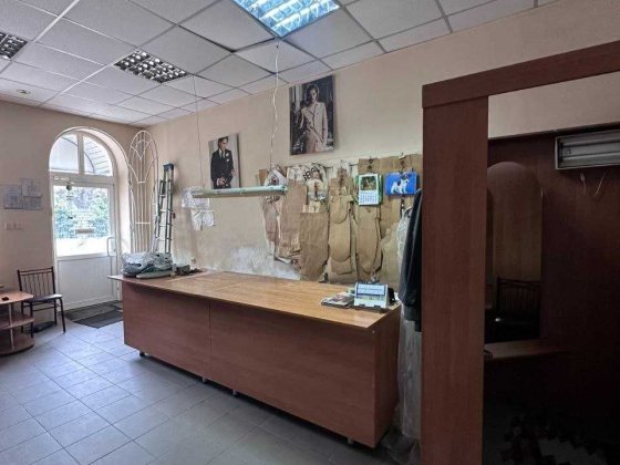 Продаж комерційного приміщення в центральній частині міста Умань