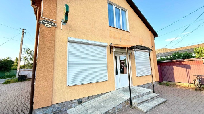 Продаж. Комерційна будівля, 2 поверхи, 132.2 квадрати, 2 сотки. Центр Хмільника - фото 1