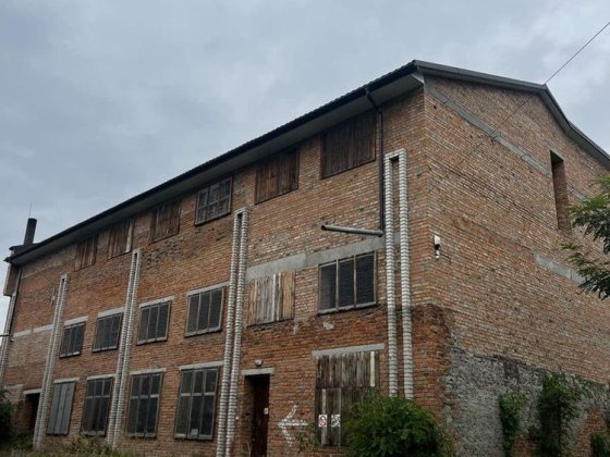 Приміщення під виробництво в місті.Хороше місцерозташування Шептицький
