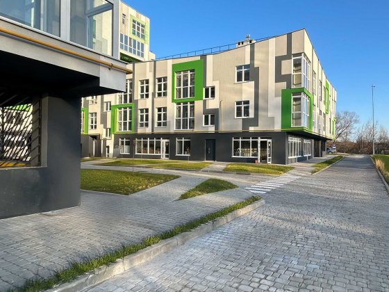 Продаж комерції площею 73,6 кв.м в ЖК Екопарк Шептицький
