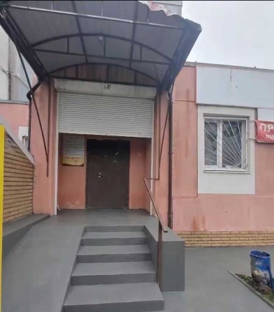 Продам здание в Чугуеве - фото 1