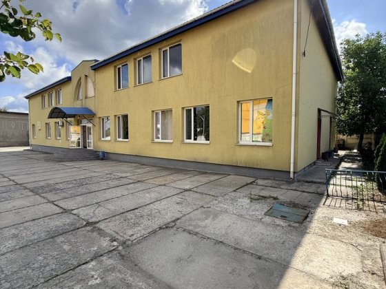 Продам майновий комплекс комерційного призначення Шепетовка