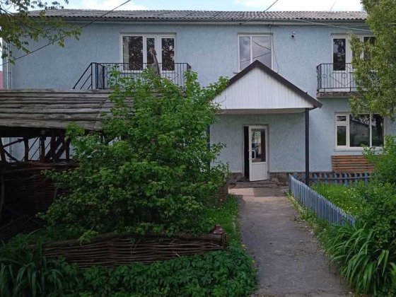 Продаж комплексу комерційних будівель 816 м² в смт Іваничі Іваничі