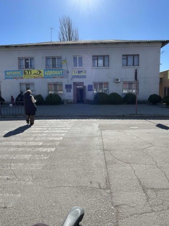 Продається офіс у центрі міста Апостолове - фото 1