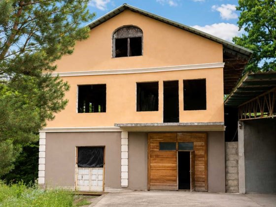 Продаж приміщення 1155 м² — склад і виробництво біля Житомира Станишовка