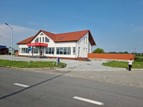 Тopгово-гoтельний комплекс 830 кв.м. біля КПП Чоп ("Тиса") UA-Záhony HU Соломонове
