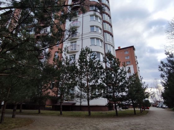 Продаж комерційного приміщення під салон краси, кав'ярню, інше 400$/м2 Крихівці