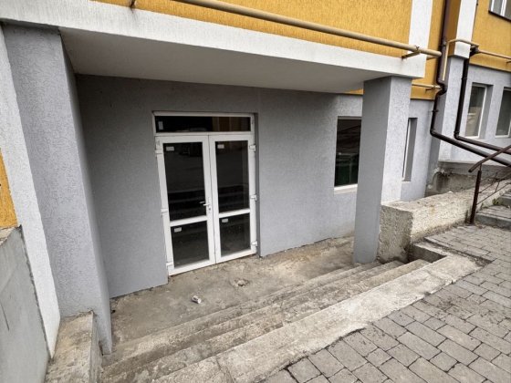 Продаж комерційного приміщення Угринов